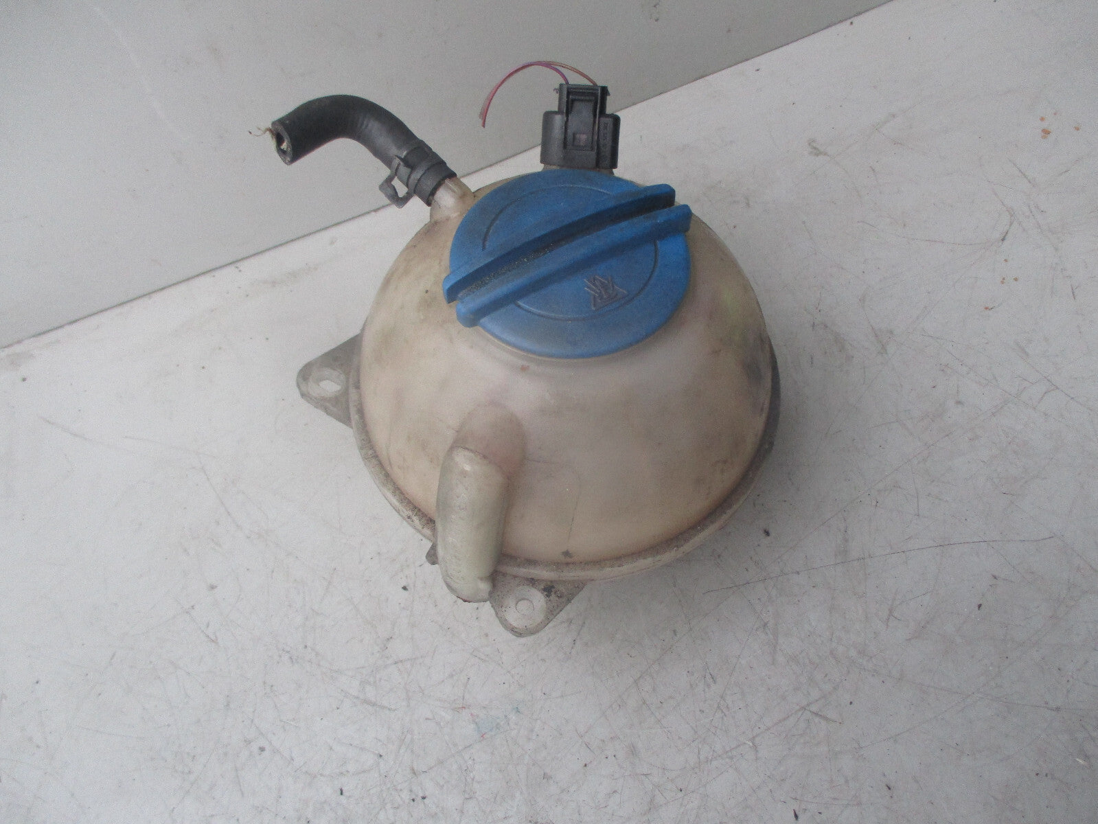 SKODA OCTAVIA 2004 COOLANT EXPANSION BOTTLE TANK