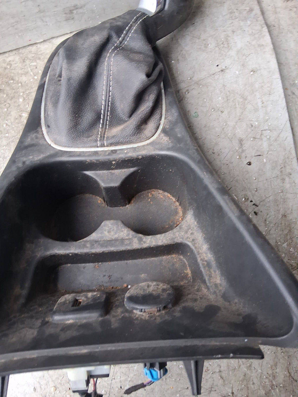 2012 VAUXHALL CORSA E CENTRE CONSOLE GEAR SELECTOR 460029937