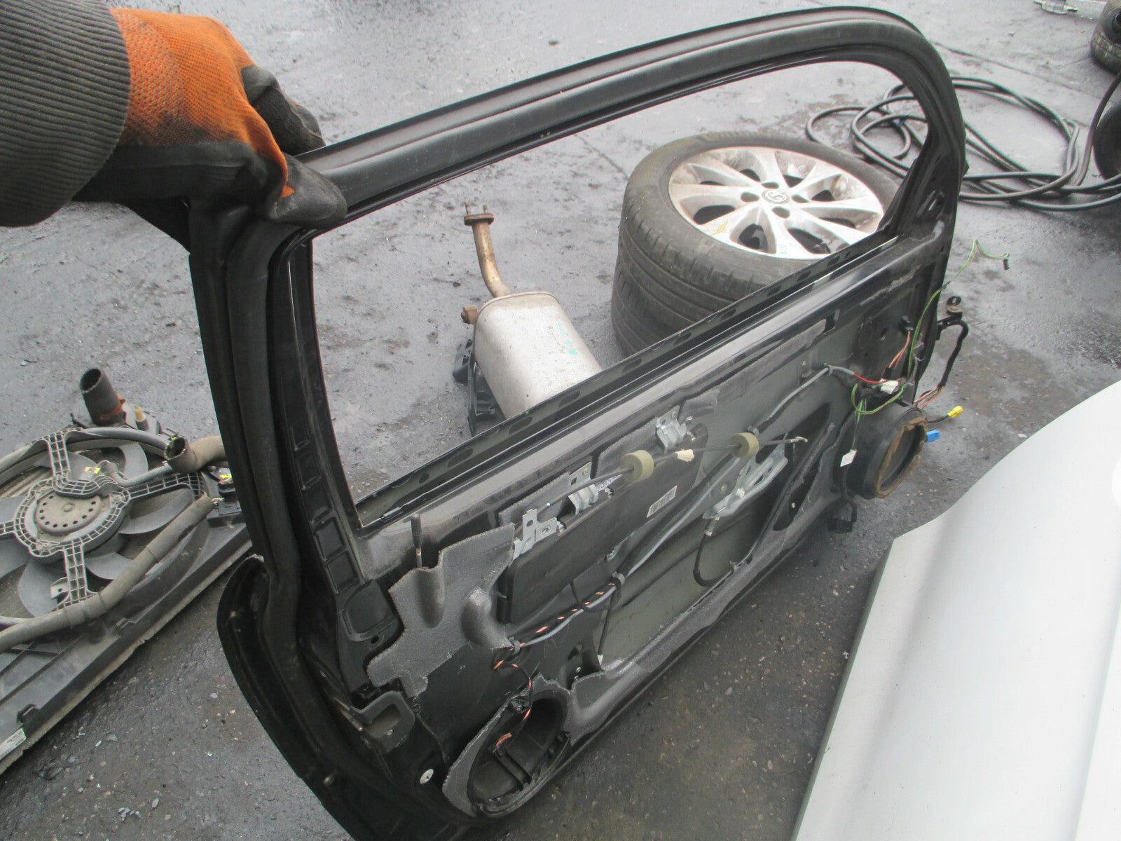 MERCEDES CLC CLASS CL203 2010 NS PASSENGER SIDE DOOR BLACK 197