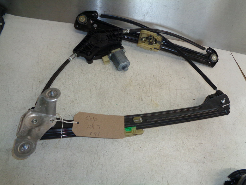 VOLKSWAGEN GOLF MK7 NSF PASSENGER FRONT DOOR WINDOW MOTOR REGULATOR 5G4837461F