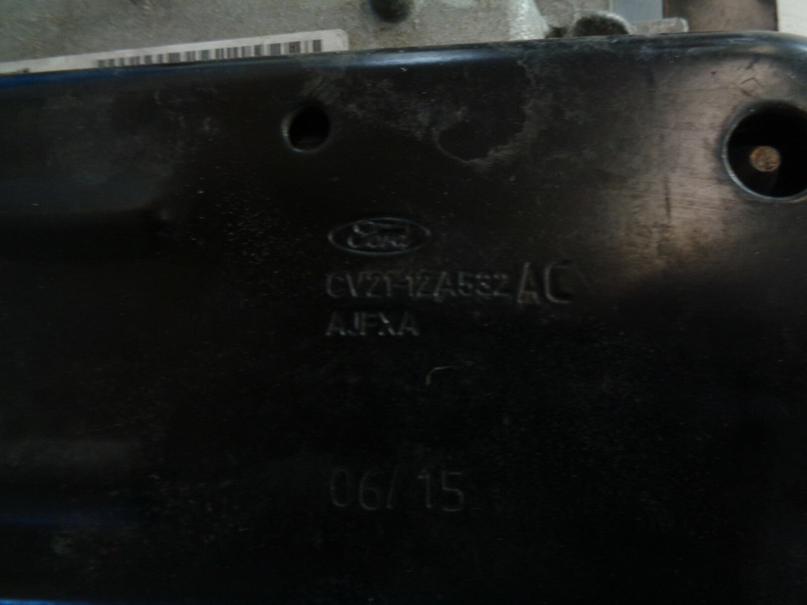 FORD FIESTA MK7 1.25  2015 ECU ENGINE CONTROL UNIT MODULE WITH METAL BRACKET