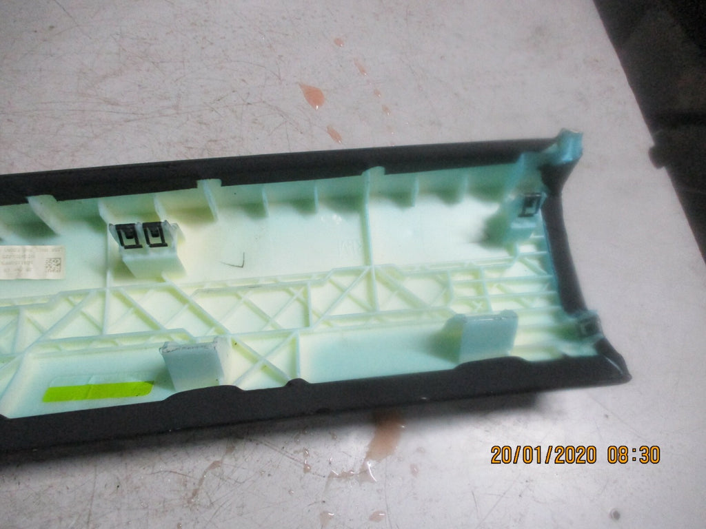 LAND ROVER DISCOVERY L550 2015 BLACK LEATHER INTERIOR PANEL TRIM 16A1158RF9