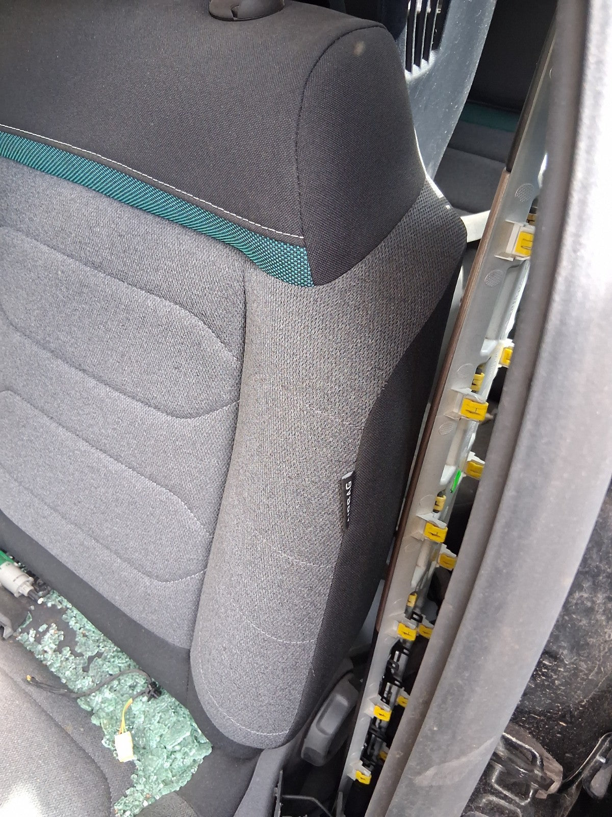 2021 CITROEN C3 MK3 NSF PASSENGER SIDE FRONT LEFT COMPLETE SEAT