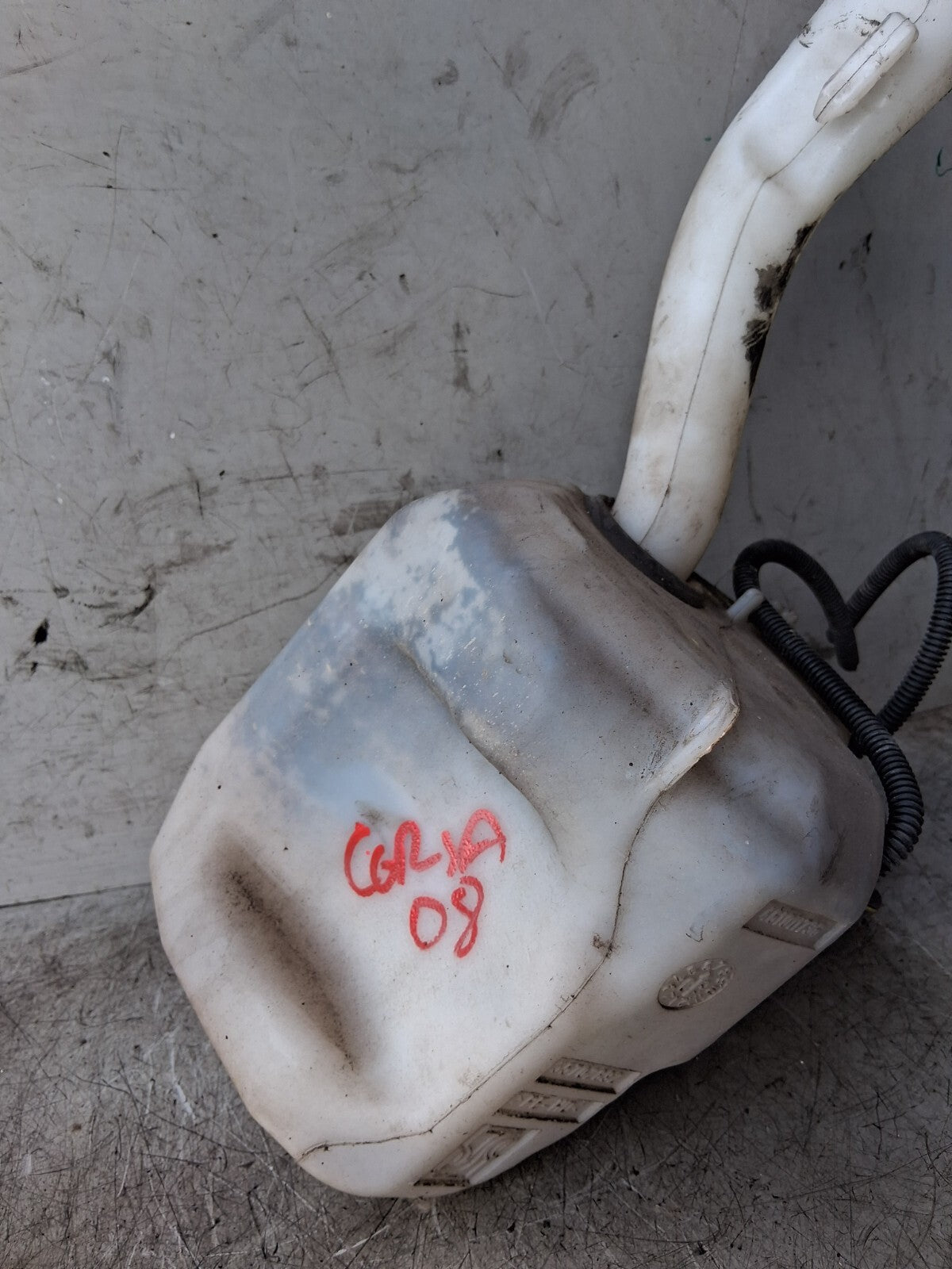 2008 VAUXHALL CORSA D WINDSCREEN WASHER BOTTLE TANK RESERVOIR 461011736