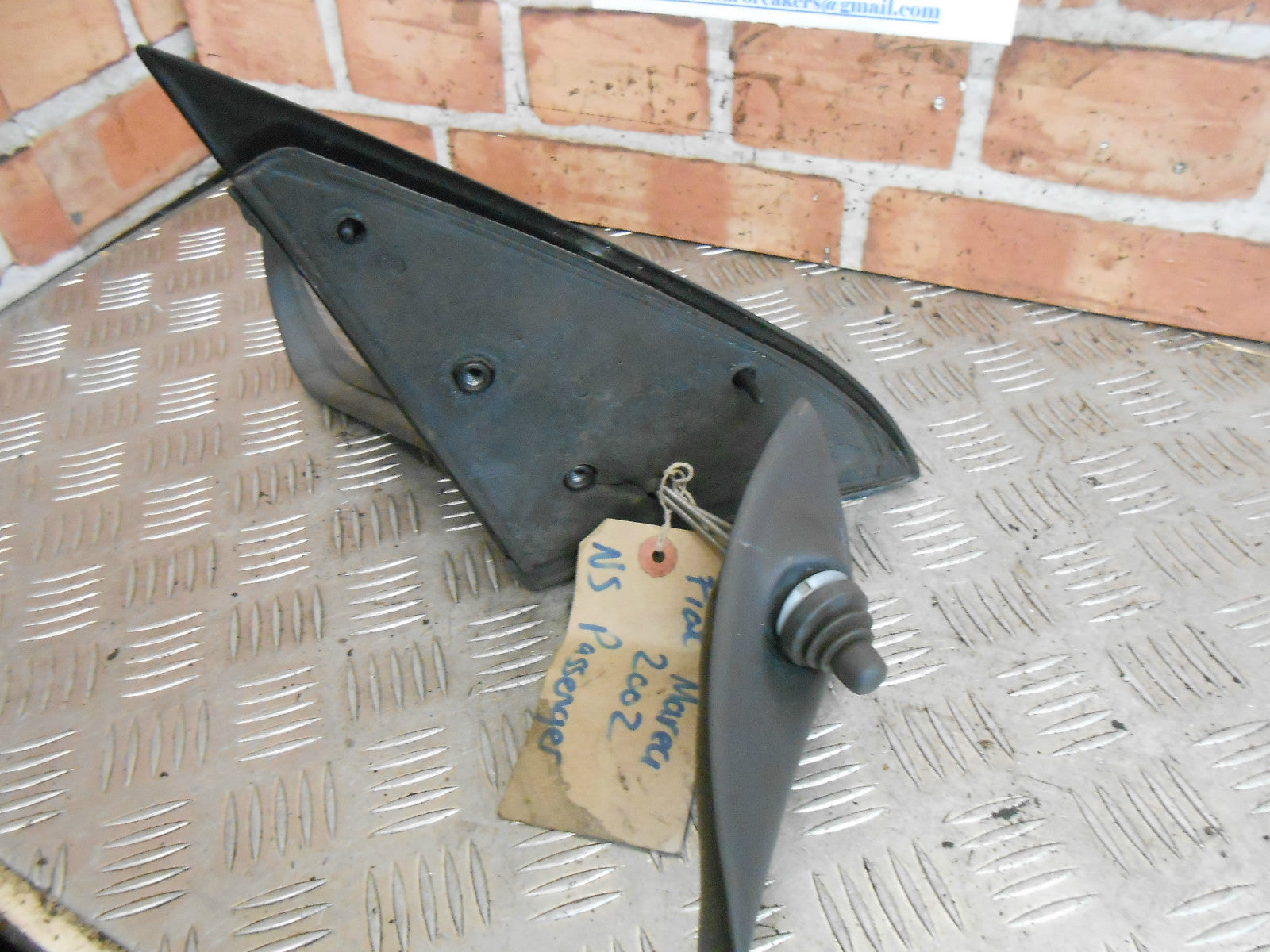 FIAT MAREA BRAVA 2002 NS PASSENGER SIDE MANUAL DOOR WING MIRROR BLACK PLASTIC