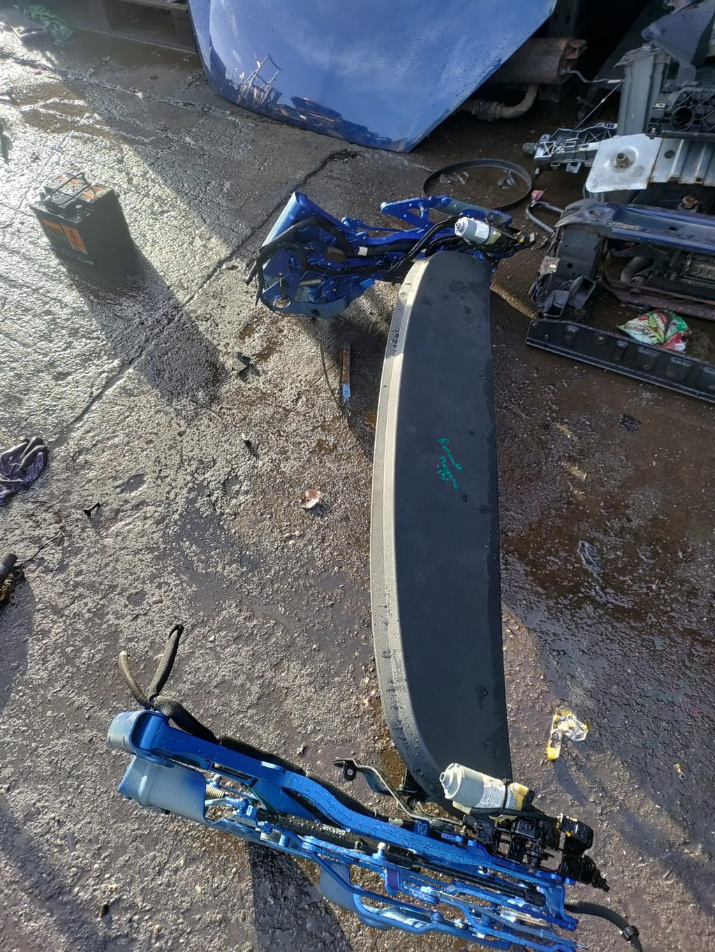 2015 RENAULT MEGANE 1.6 DIESEL BOOT ROOF HINGE MECHANISM