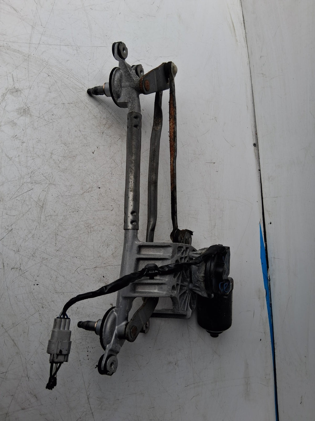 TOYOTA ESTIMA MK3 2013 FRONT WIPER MOTOR LINKAGE UNIT 8511028040