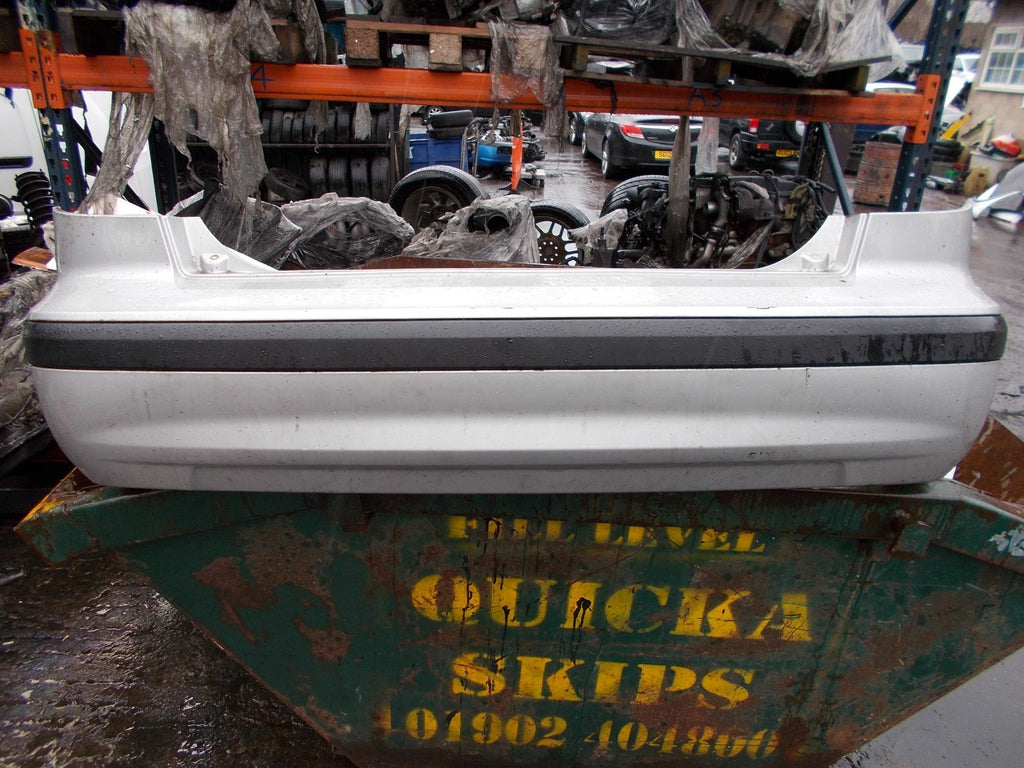 2006 HYUNDAI ELANTRA CDX CRTD 2.0 REAR BUMPER COMPLETE SILVER