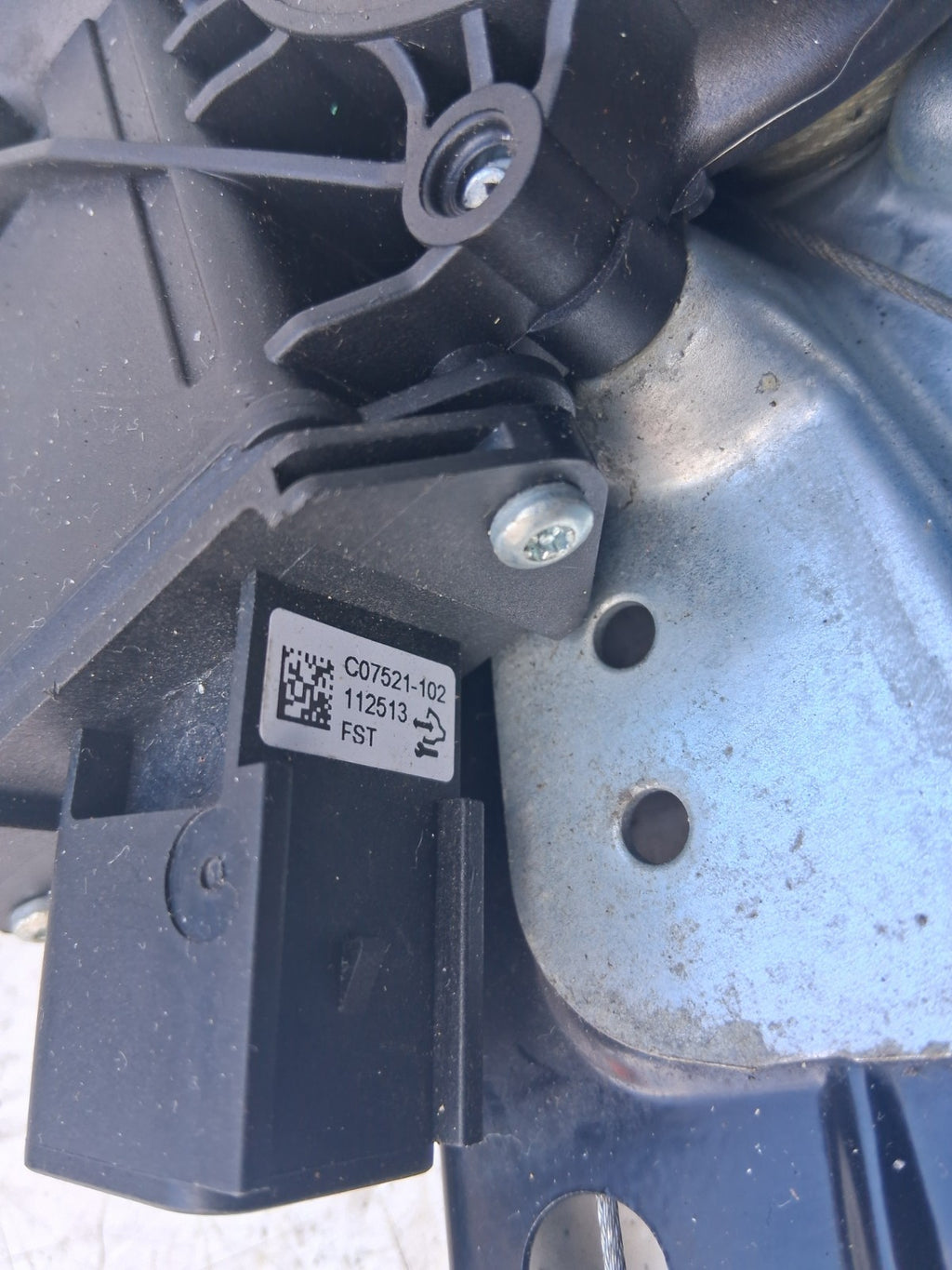 2018 ZAFIRA C OSF DRIVER SIDE FRONT RIGHT WINDOW MOTOR REGULATOR 915368104
