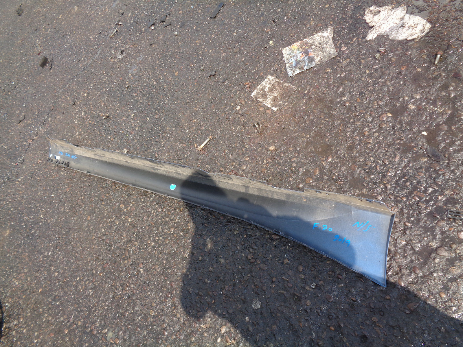 BMW 1 SERIES F20 2019 LCI FACELIFT NSR PASSENGER SIDE SKIRT VALANCE BLUE