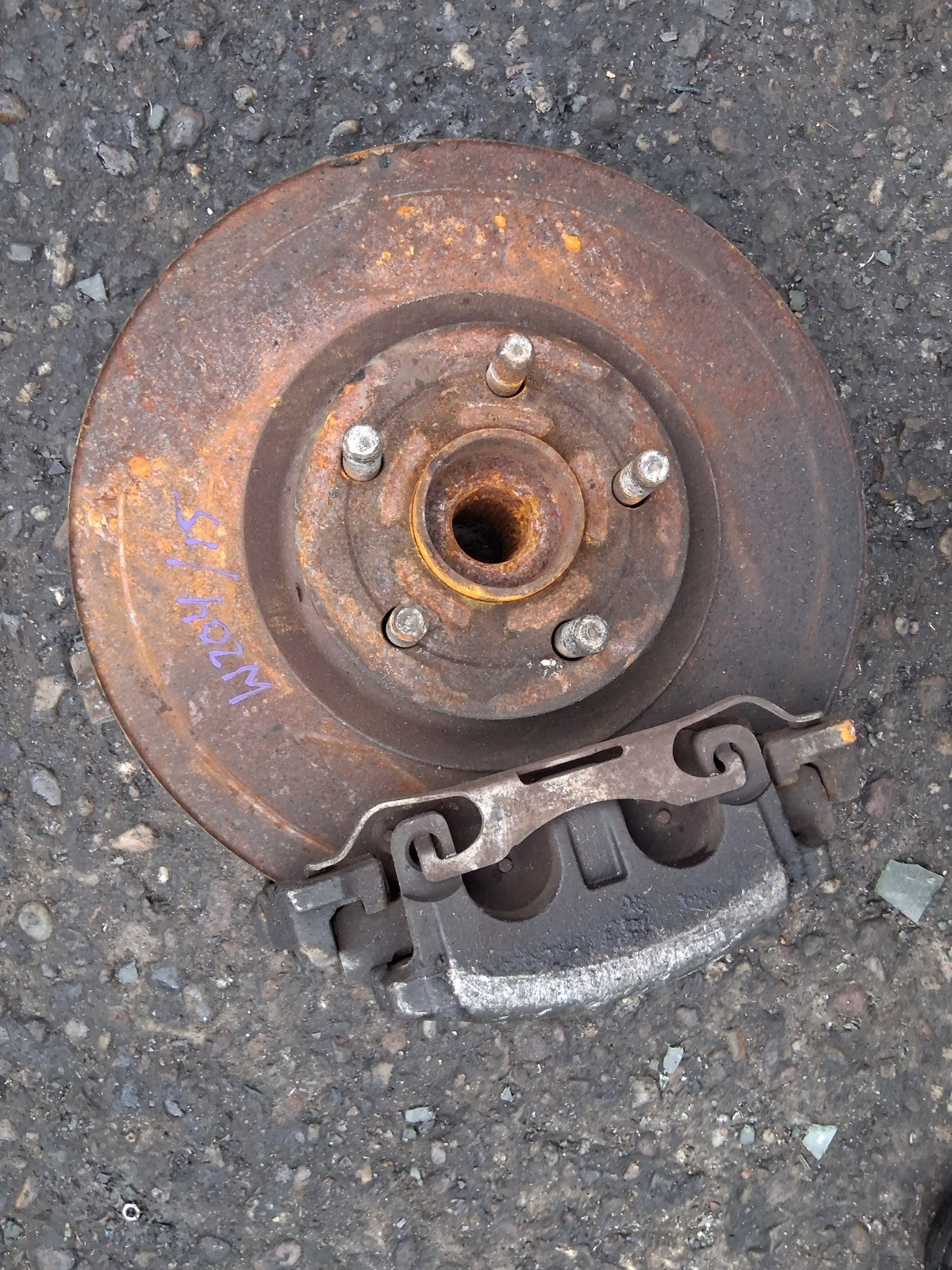 2014 MERCEDES C CLASS W204 C220 2.1 DIESEL FRONT DRIVER CALIPER HUB