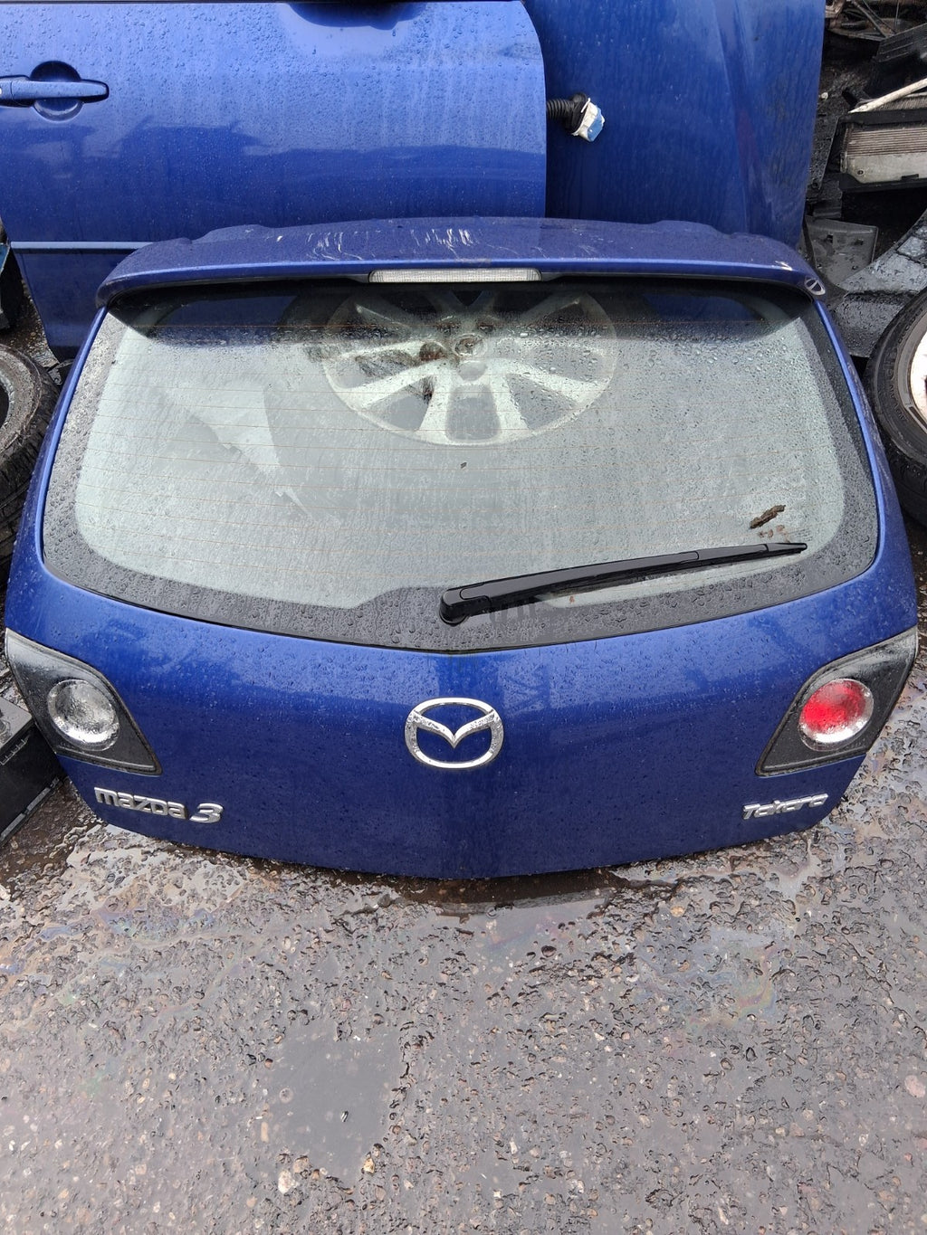2008 MAZDA 3 BL TAKARA COMPLETE REAR TAILGATE BOOTLID BLUE