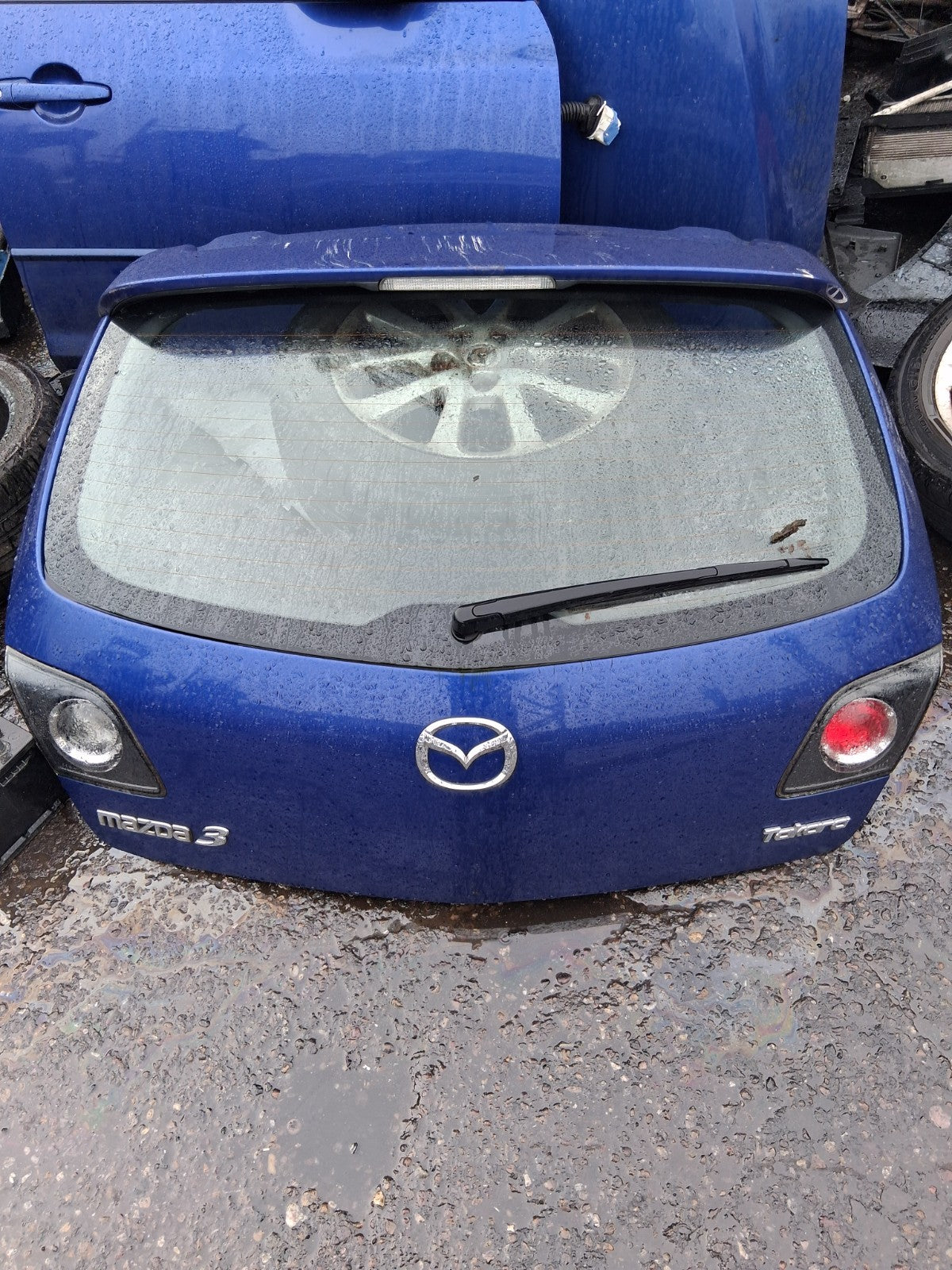 2008 MAZDA 3 BL TAKARA COMPLETE REAR TAILGATE BOOTLID BLUE