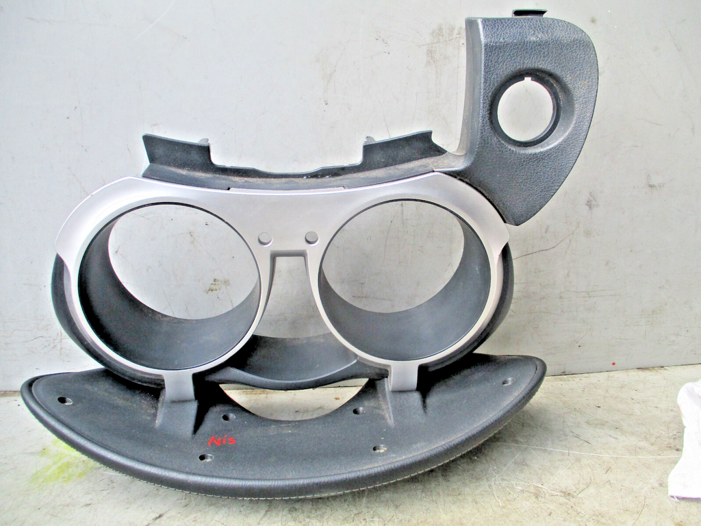 NISSAN JUKE F16 2016 INSTRUMENT CLUSTER SPEEDO METER SURROUND TRIM 682401KG2A