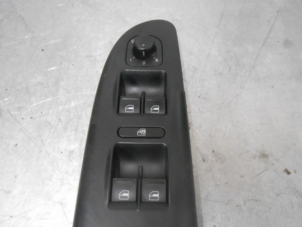 VW VOLKSWAGEN PASSAT B6 (MK5) 2008 OSF DRIVER SIDE FRONT WINDOW SWITCHES