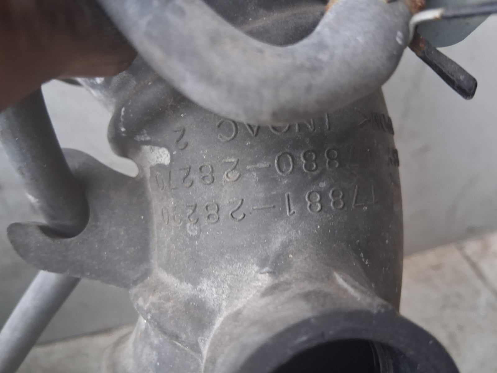 2011 TOYOTA ESTIMA MK3 2.4 PETROL HYBRID MANIFOLD INTAKE