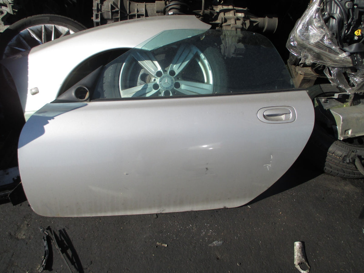 MG MGF 2001 MK1 1.8 NS PASSENGER SIDE LEFT COMPLETE DOOR SILVER