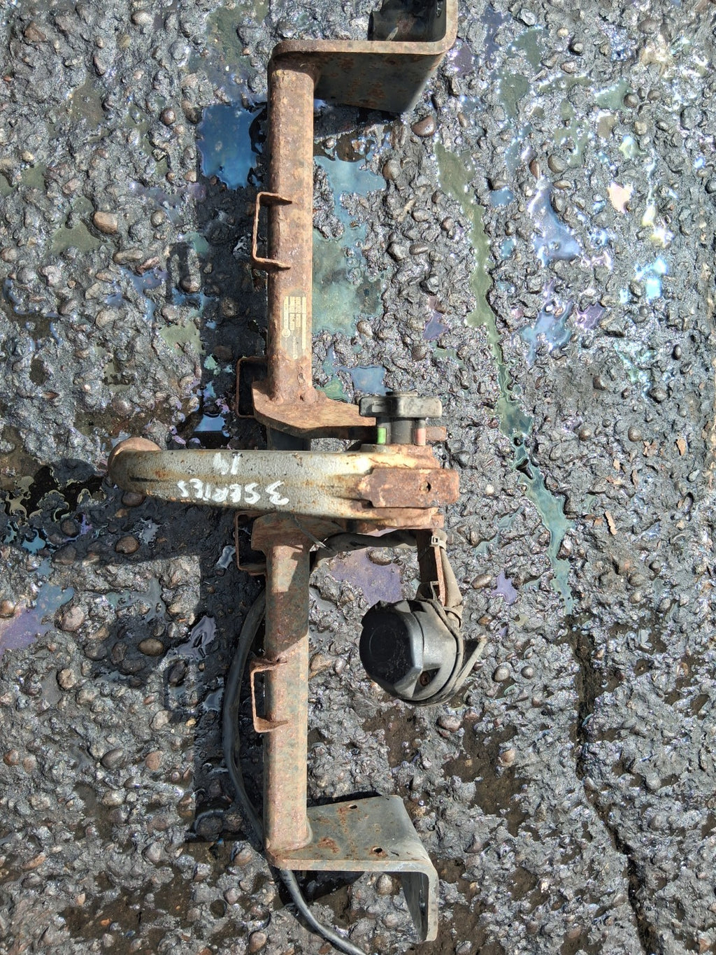 2014 BMW 3 SERIES F31 ESTATE REAR TOW BAR WITH ELECTRICS 6858971