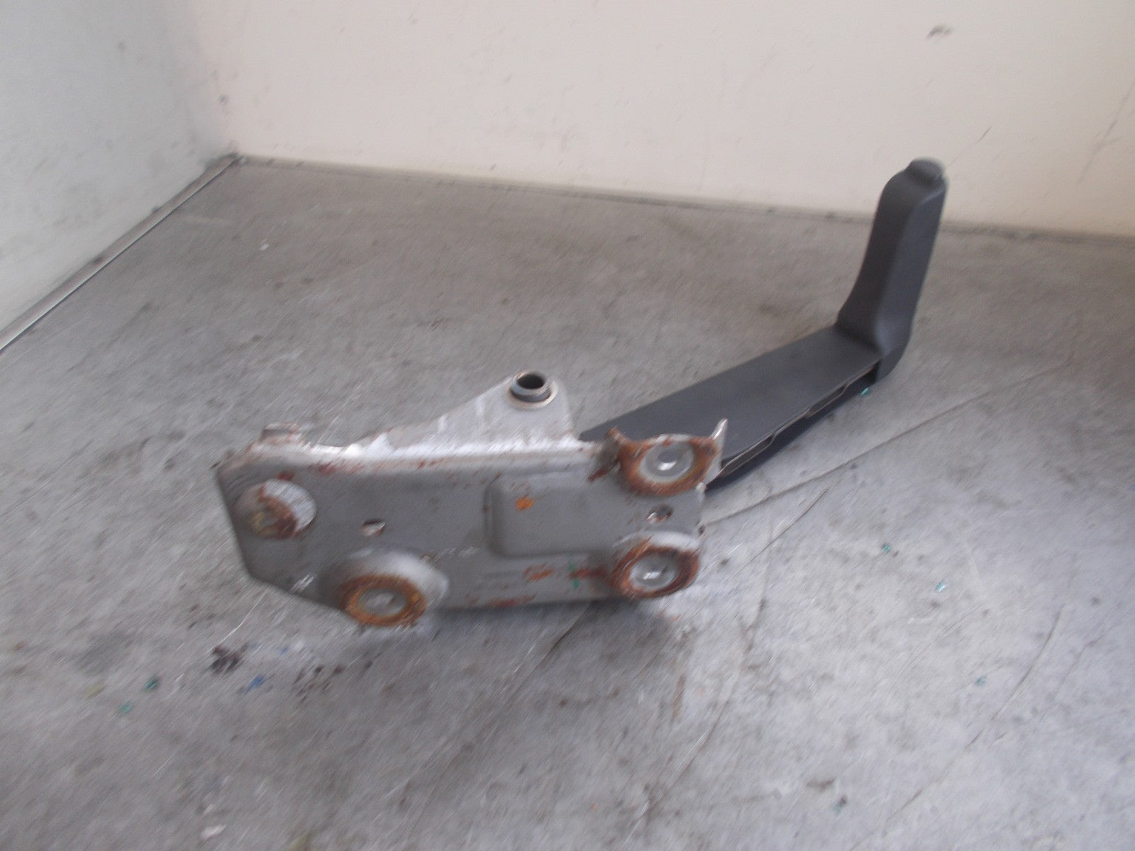 RENAULT KANGOO 2 2007-2018 PARKING HANDBRAKE LEVER HANDLE