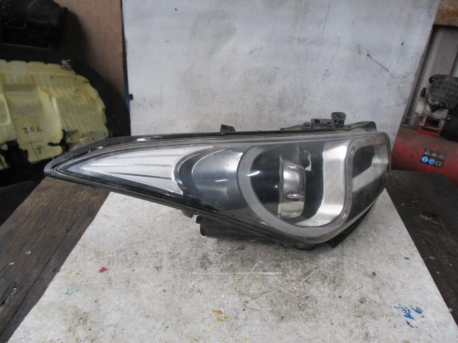 HYUNDAI I 40 2013 OSF DRVER SIDE FRONT HEADLIGHT 921023Z041