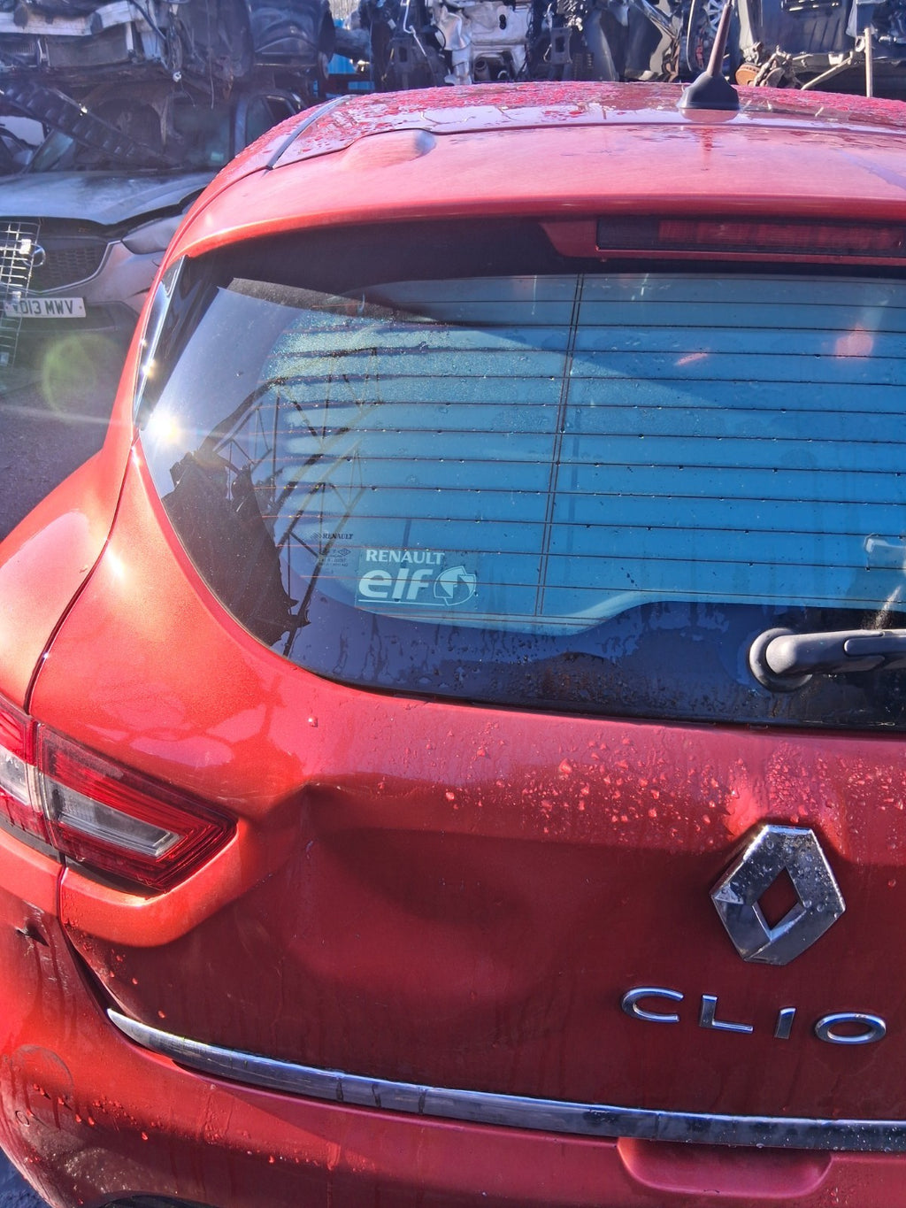 2013 RENAULT CLIO X98 MK4 REAR BARE TAILGATE BOOTLID RED