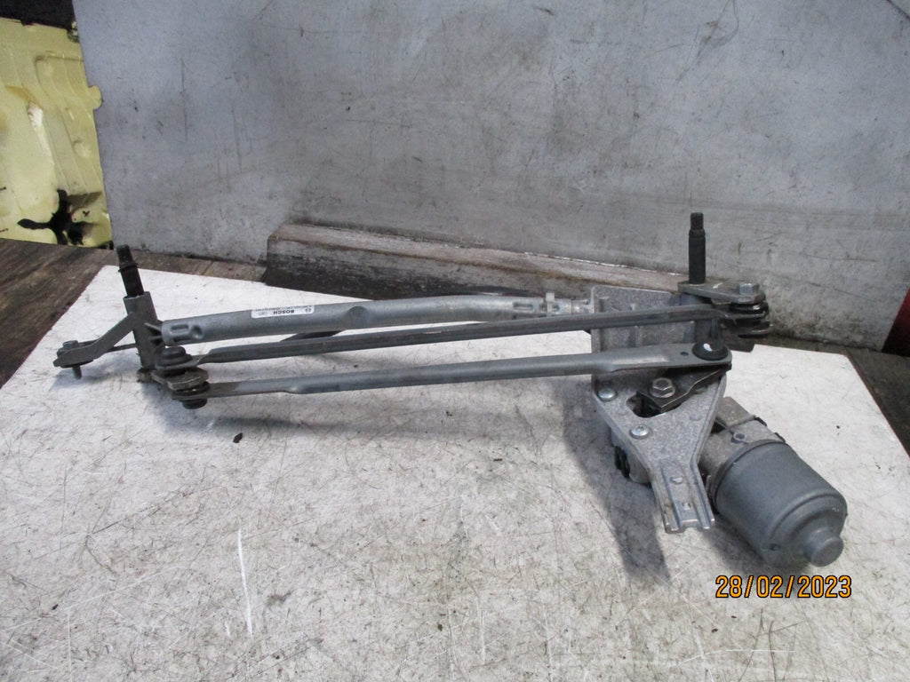 PEUGEOT 208 2018 FRONT WINDSCREEN WIPER MOTOR LINKAGE 9827963480