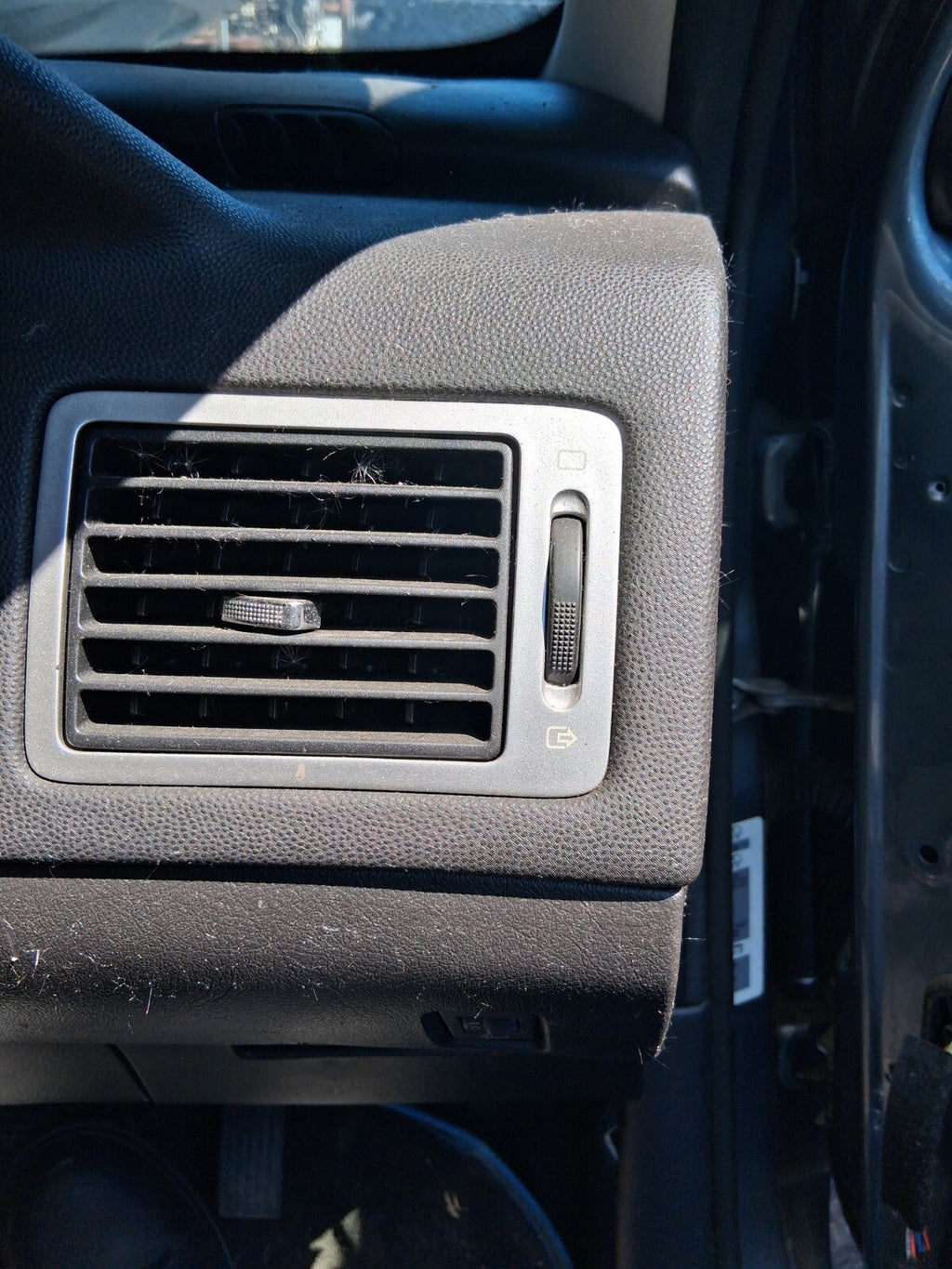 2006 PEUGEOT 307 OSF DRIVER SIDE FRONT RIGHT DASHBOARD AIRVENT