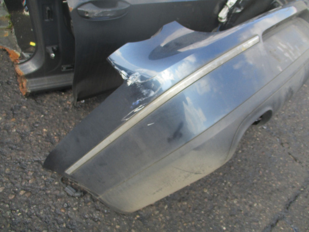 VW VOLKSWAGEN PASSAT B6 2005 SALOON COMPLETE REAR BUMPER BLUE