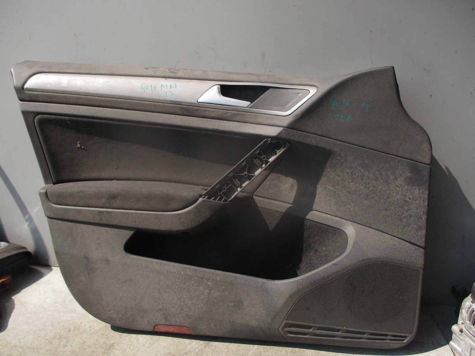 2015 VOLKSWAGEN GOLF MK7 NSF PASSENGER SIDE FRONT LEFT DOOR CARD PANEL 5G4868109