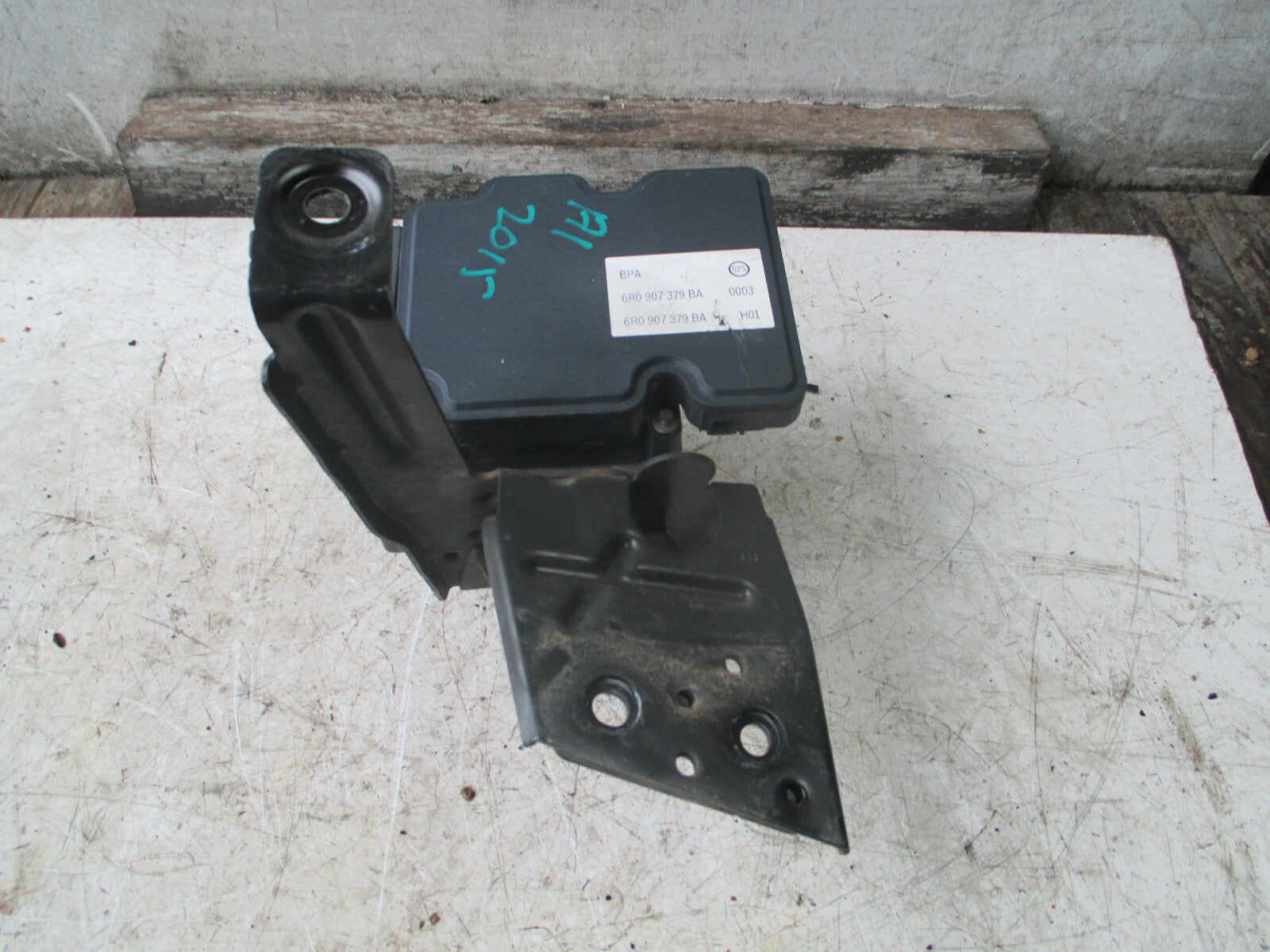 AUDI A1 8X 2015 1.4 PETROL ABS PUMP & MODULATOR 6R0614517AL