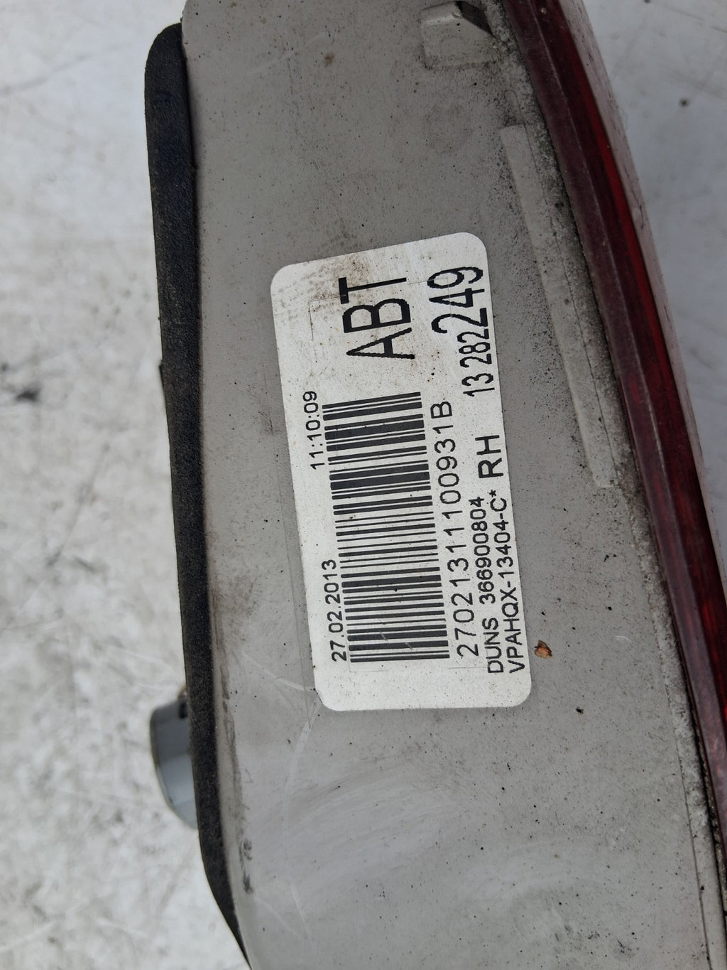2013 VAUXHALL ASTRA J ESTATE OSR DRIVER REAR RIGHT INNER TAIL LIGHT 13282249