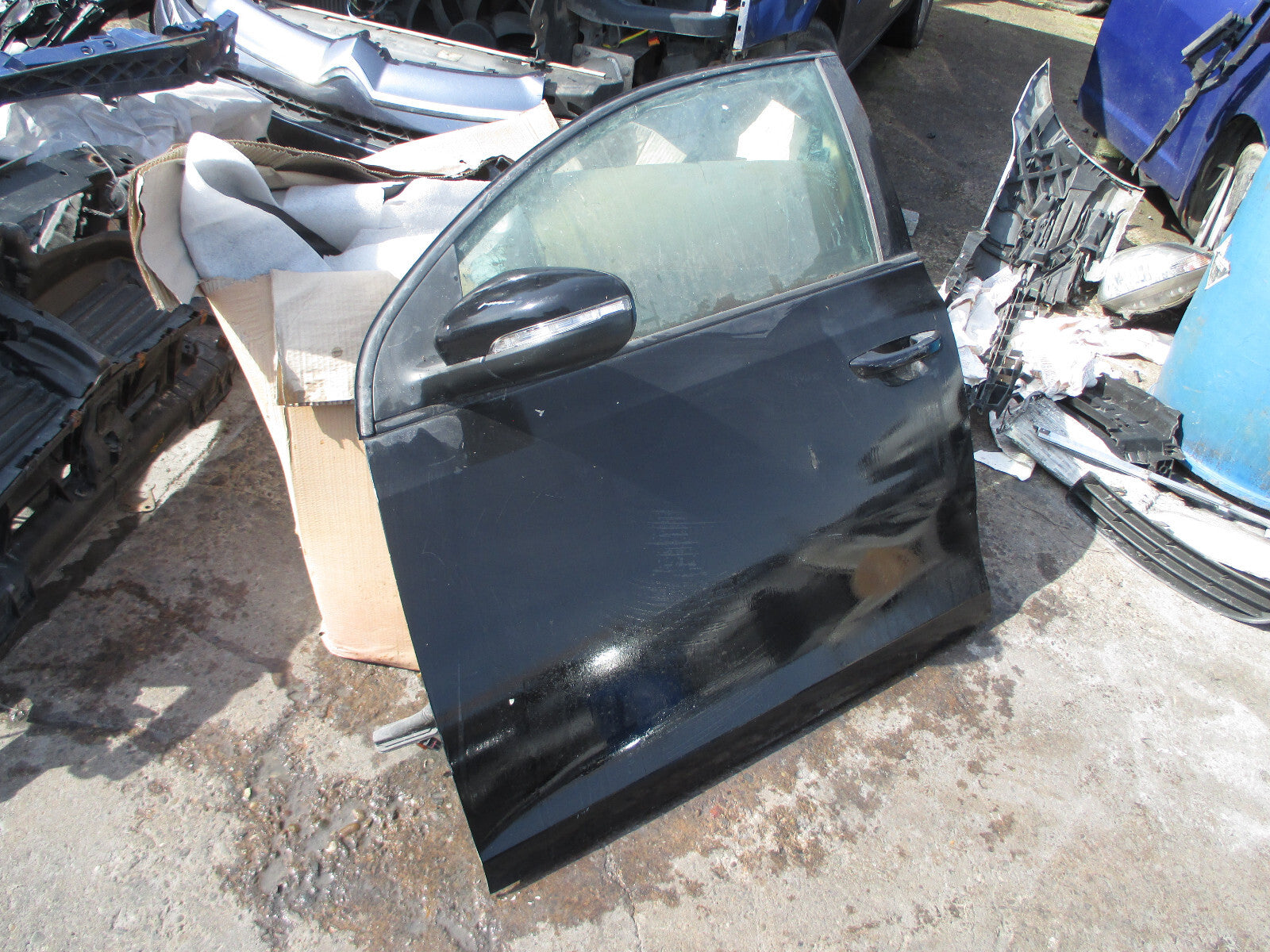 VW VOLKSWAGEN GOLF MK6 2012 NSF PASSENGER FRONT COMPLETE DOOR BLACK