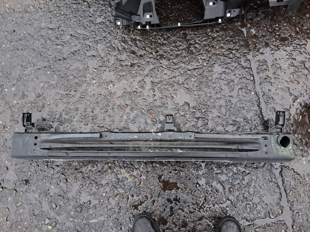 2017 RENAULT CLIO MK4 REAR BUMPER REINFORCEMENT CRASH BAR