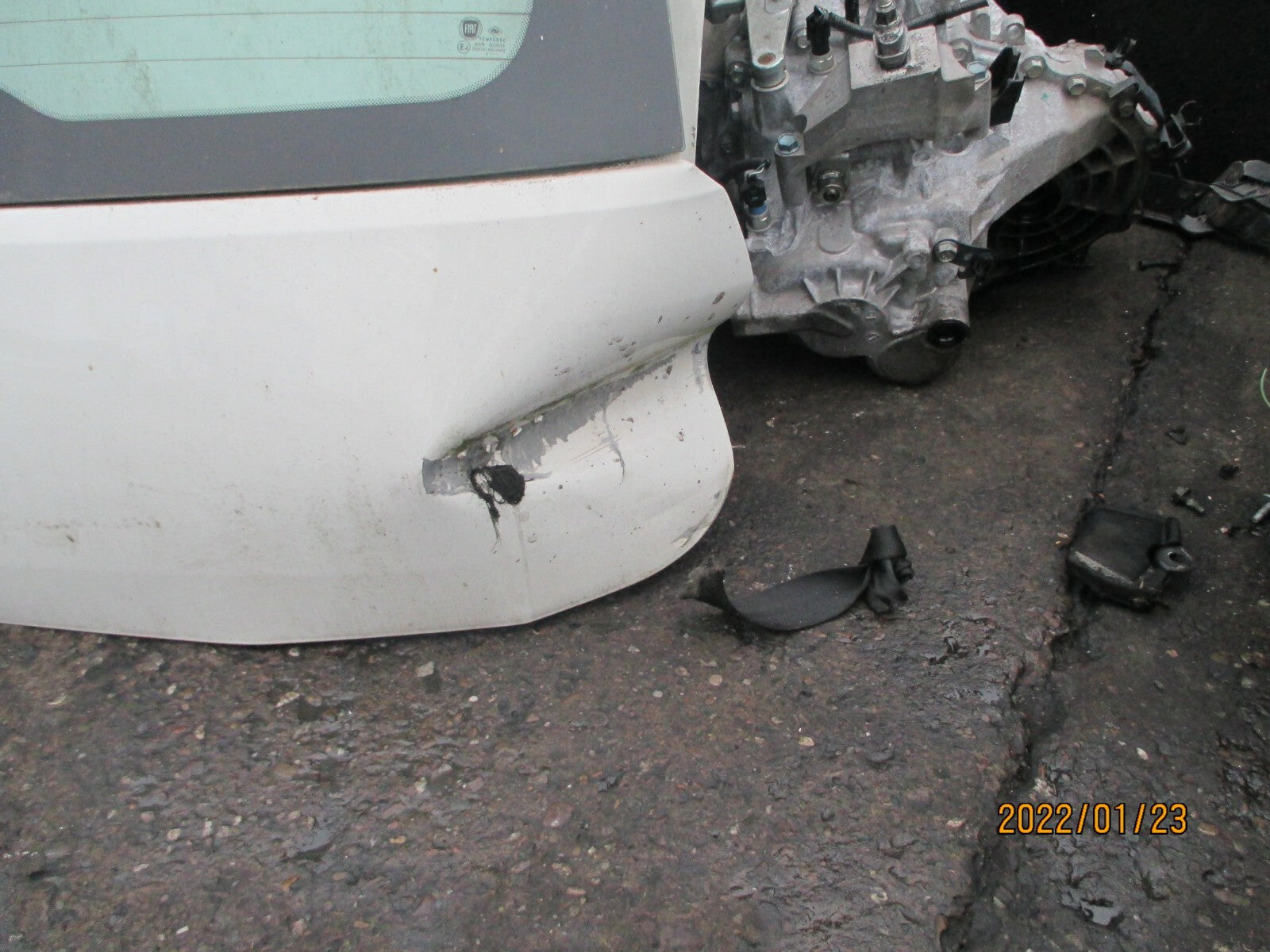 FIAT PUNTO 2012 MK3 REAR BOOTLID TAILGATE BOOT DAMAGED GLASS