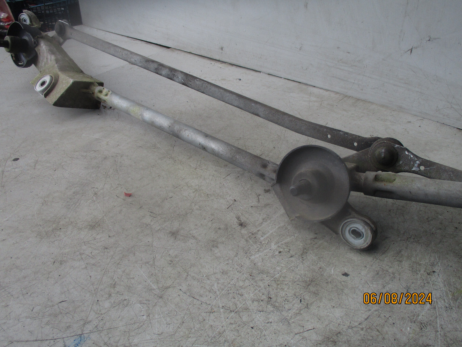 2013 NISSAN CUBE MK1 FRONT WIPER MOTOR & LINKAGE W000007799