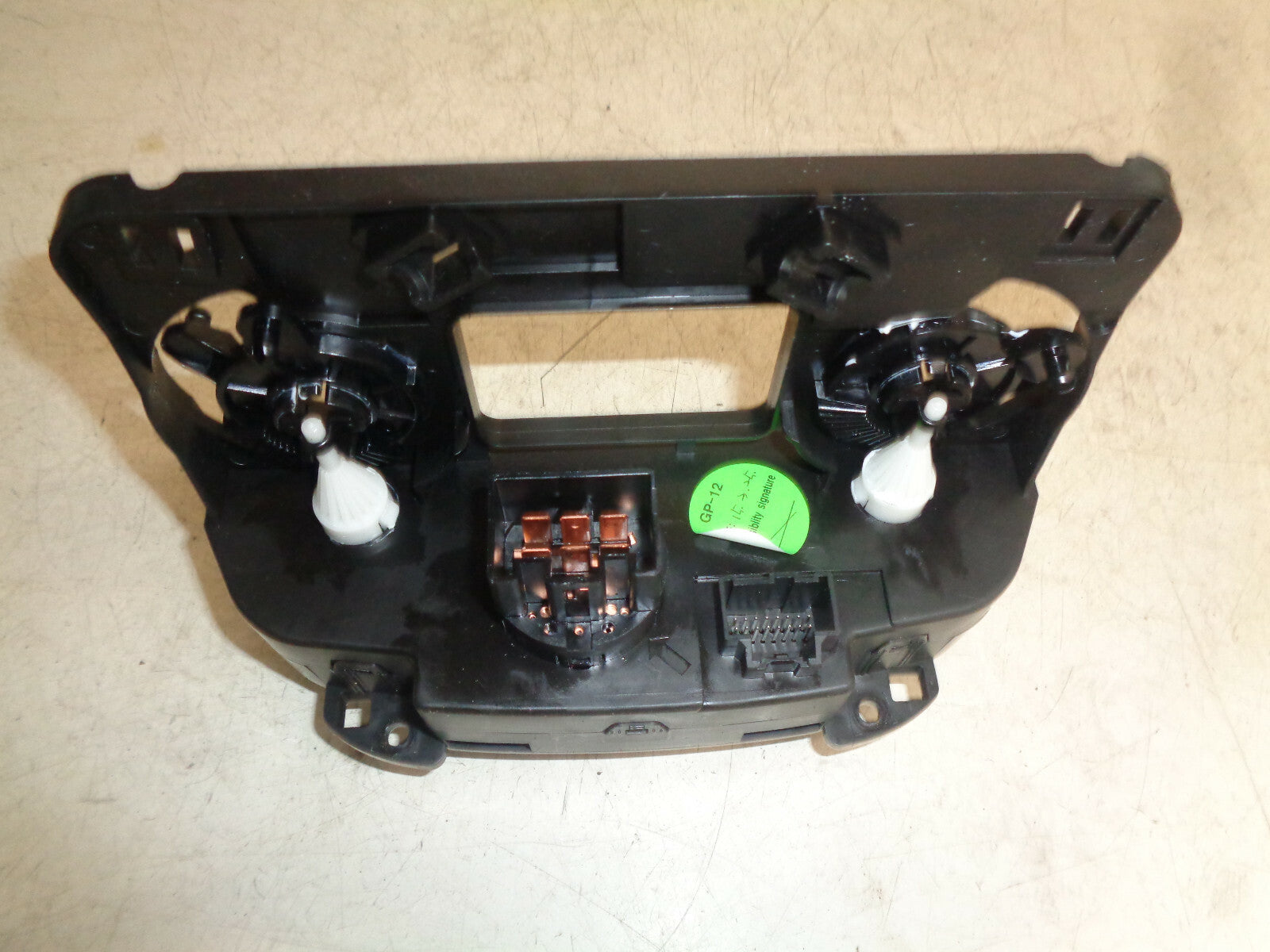 VAUXHALL VIVA 2017 HEATER CLIMATE CONTROL SWITCH PANEL 42359277