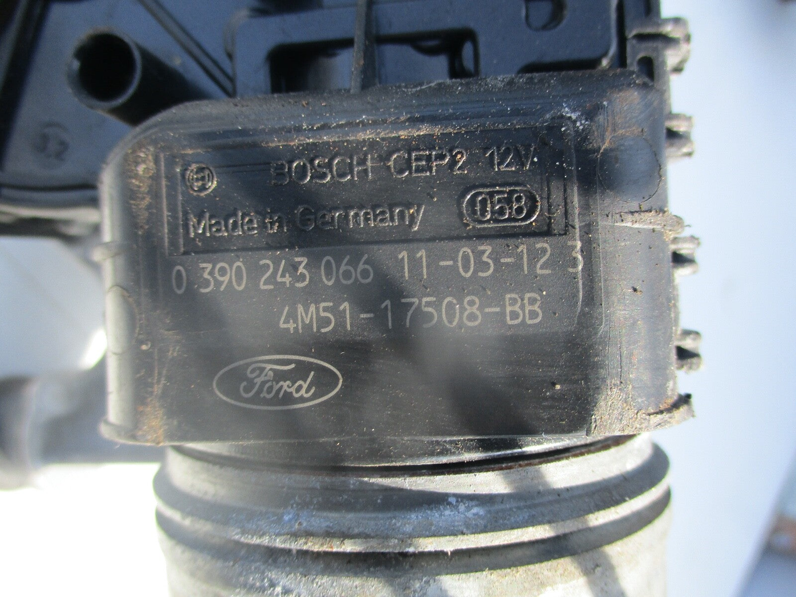 FORD FOCUS MK2 1.6 FRONT WIPER MOTOR 4M51 17504 BD