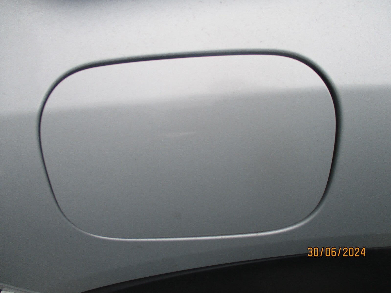 BMW MINI COUNTRYMAN F60 2021 FUEL FILLER FLAP WHITE SILVER A62