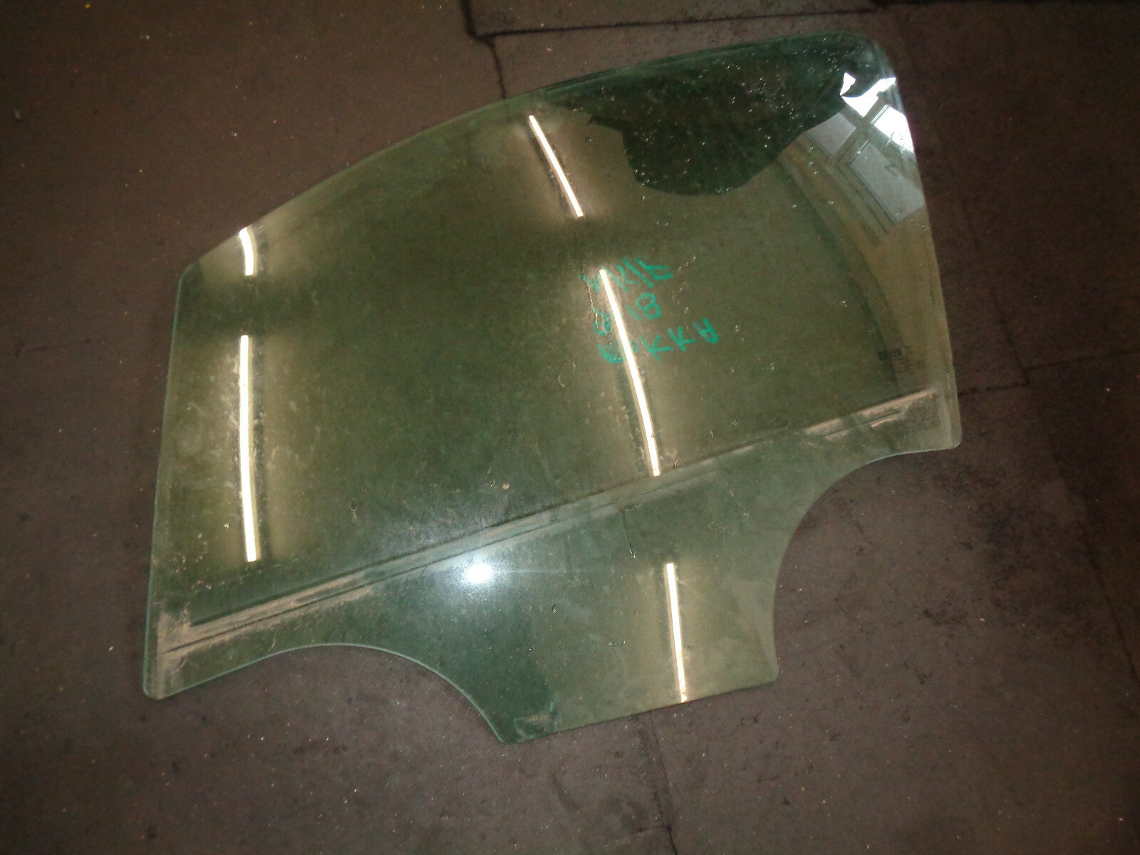 VAUXHALL MOKKA 2018 NSF PASSENGER SIDE FRONT DOOR WINDOW GLASS