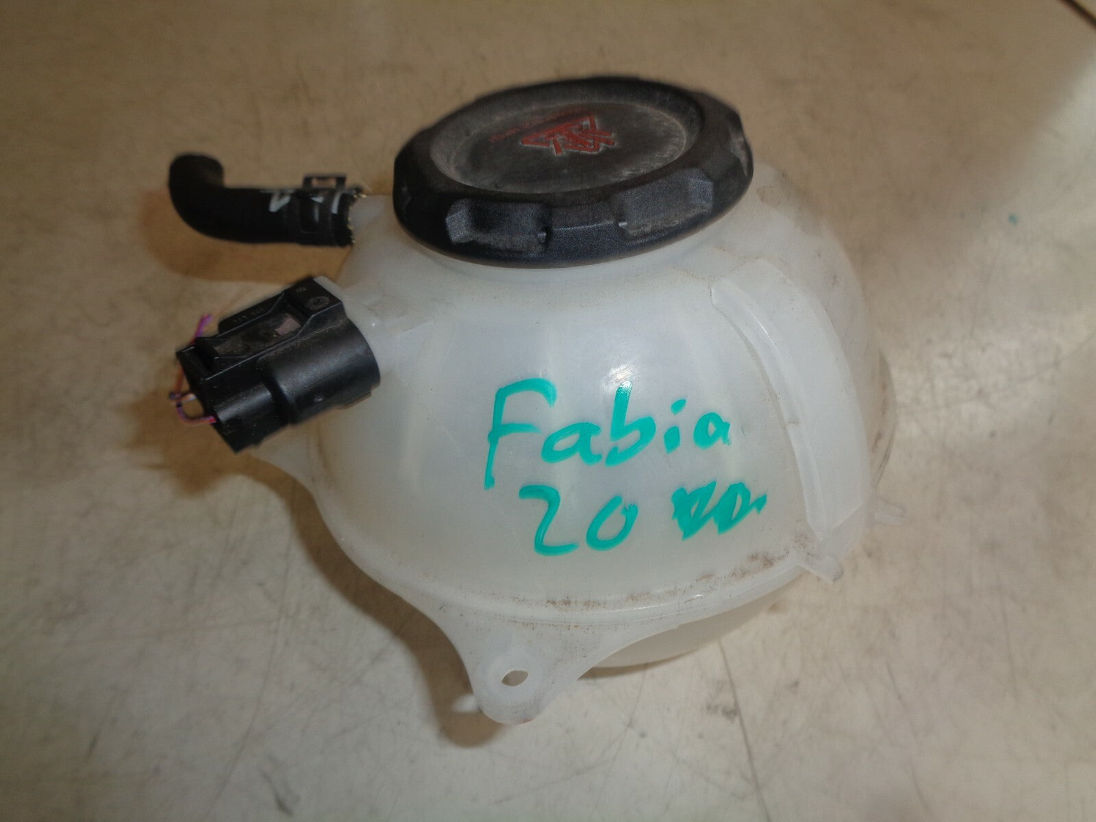 SKODA FABIA 2020 MK3 NJ COOLANT EXPANSION TANK RESERVOIR 6Q0121407D