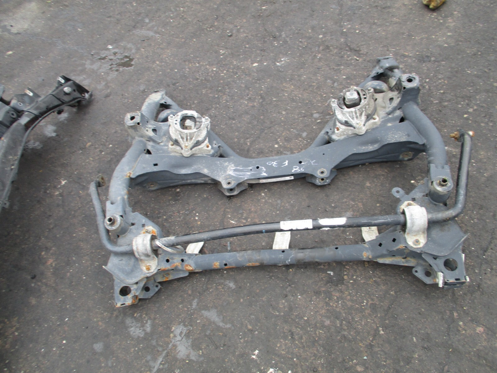 BMW 3 SERIES F30 2018 2.0 DIESEL FRONT SUBFRAME