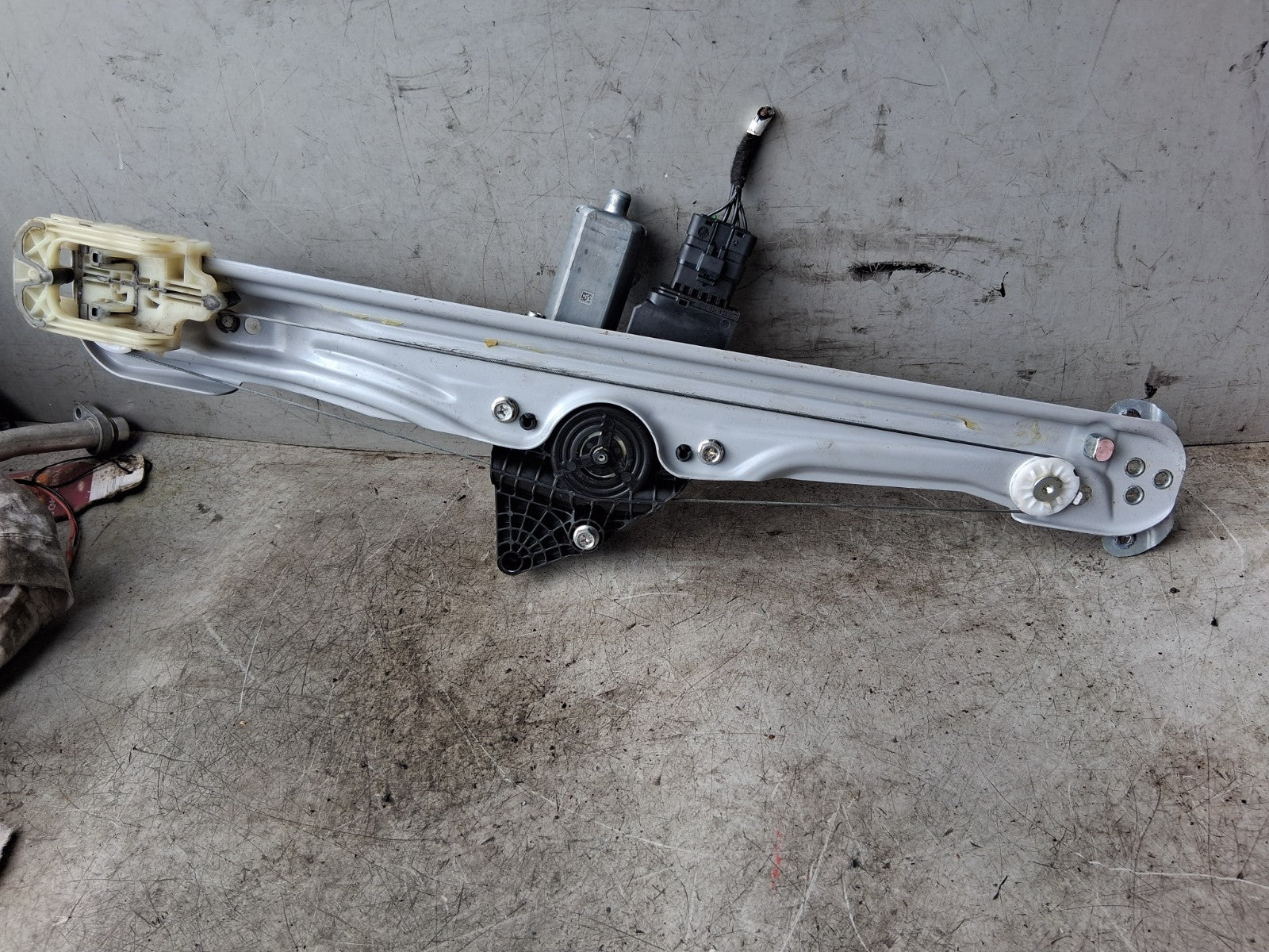 VAUXHALL CROSSLAND X 2018 NSF PASSENGER SIDE WINDOW MOTOR & REGULATOR 39187589