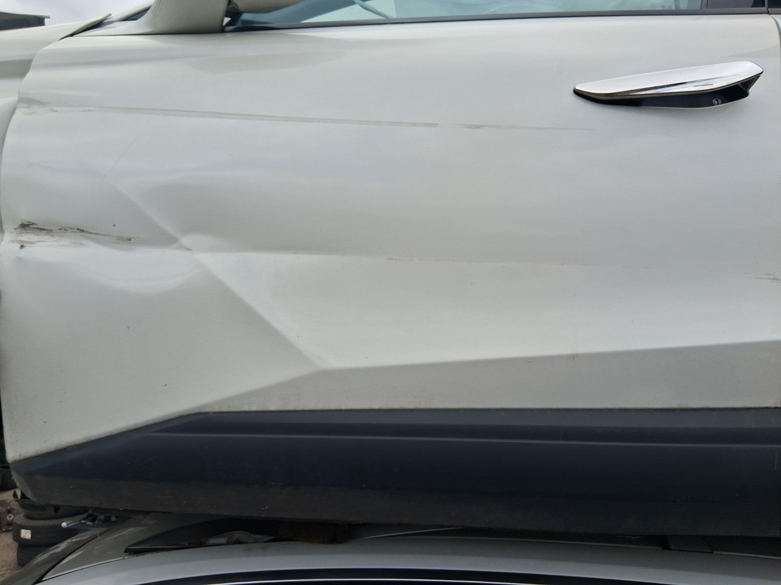 2023 DS AUTOMOBILES DS4 CROSSOVER NSF PASSENGER SIDE FRONT BARE DOOR WHITE