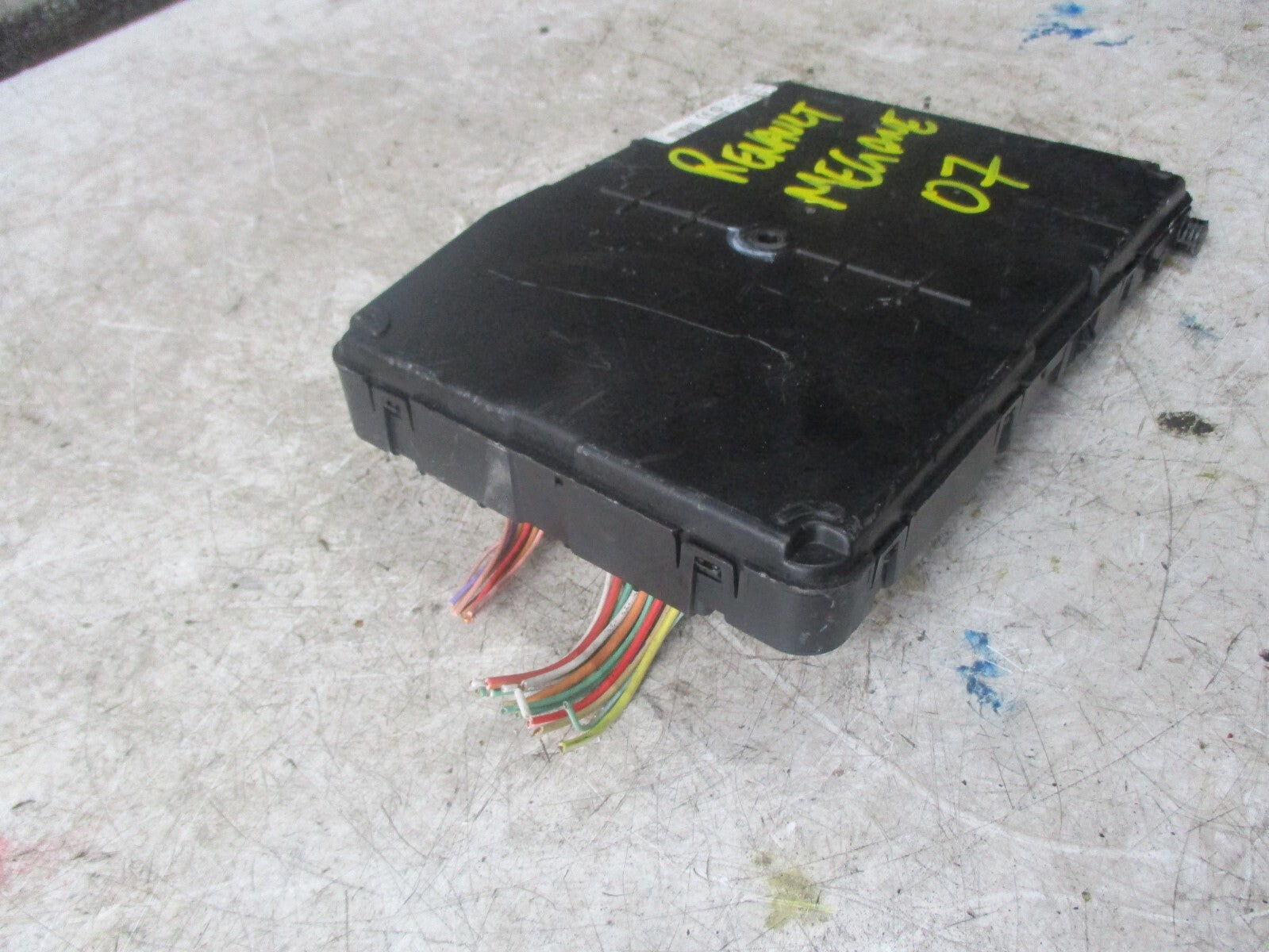 RENAULT MEGANE MK2 2007 BODY MODULE UNIT ECU 8200309690