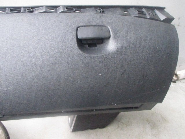 2015 RENAULT MEGANE FRONT STORAGE COMPARTMENT GLOVEBOX 681080021R