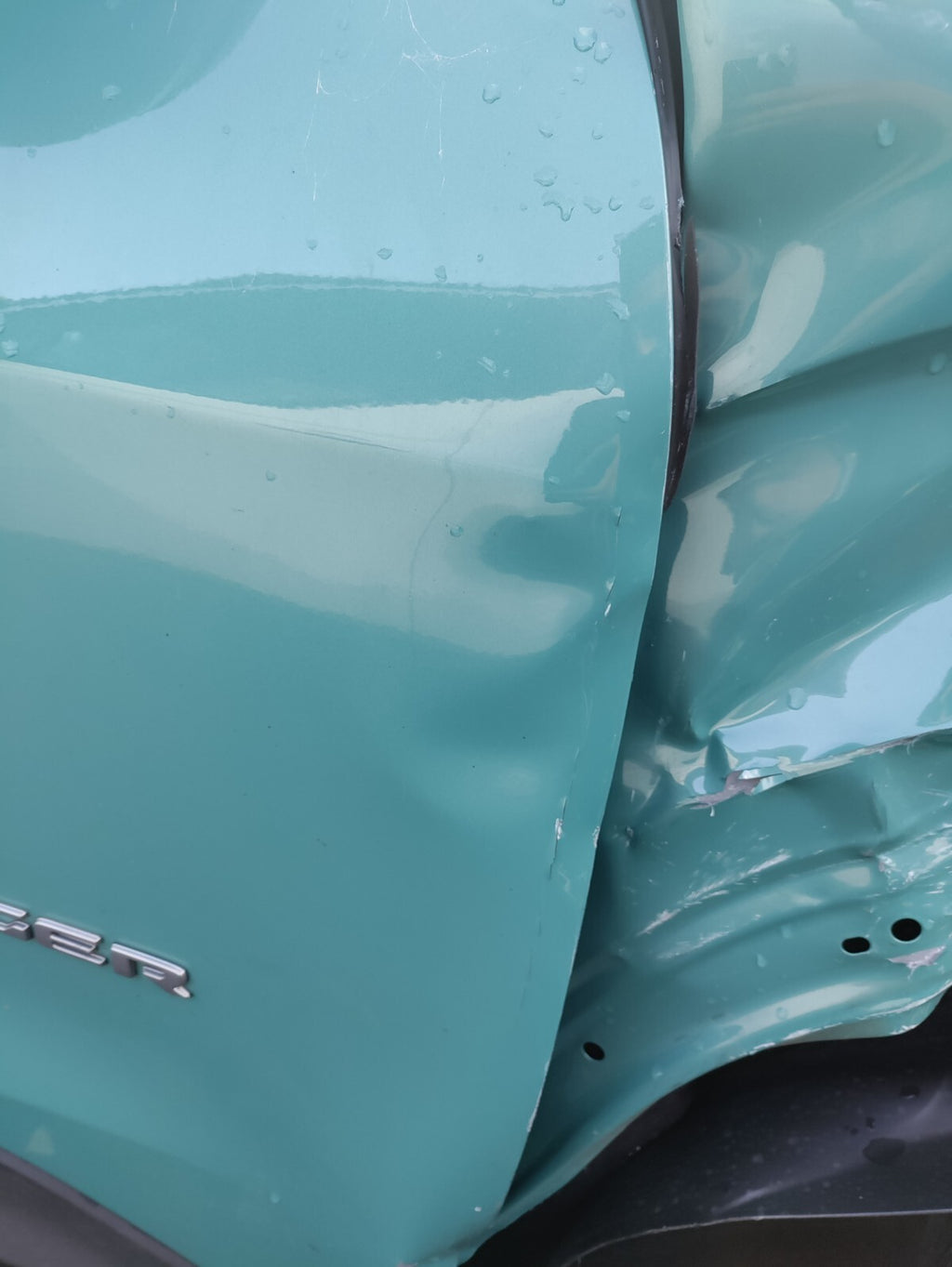 2024 JEEP AVENGER OSF DRIVER SIDE FRONT BARE DOOR CERAMIC AZURE METALLIC 959
