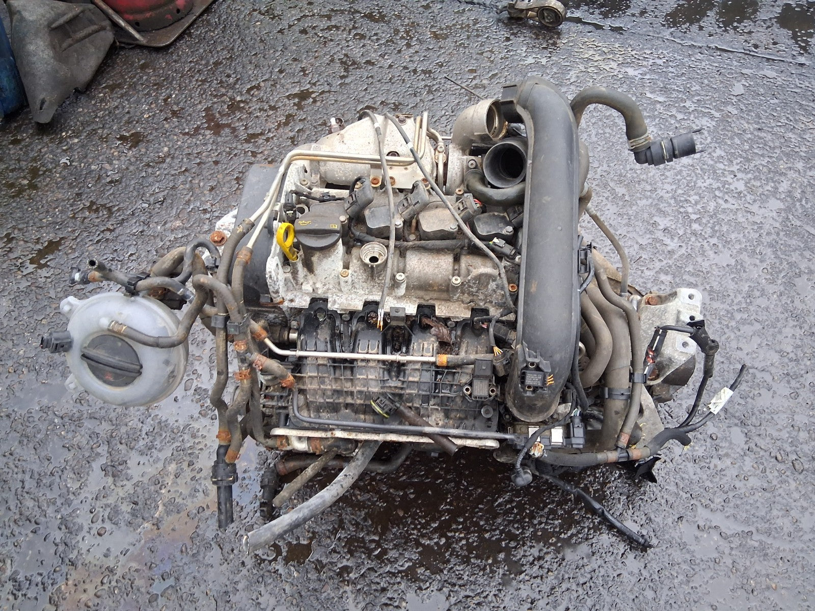 VW VOLKSWAGEN GOLF MK7 2016 1.4 PETROL BARE ENGINE WITH PUMP & INJECTORS CZC