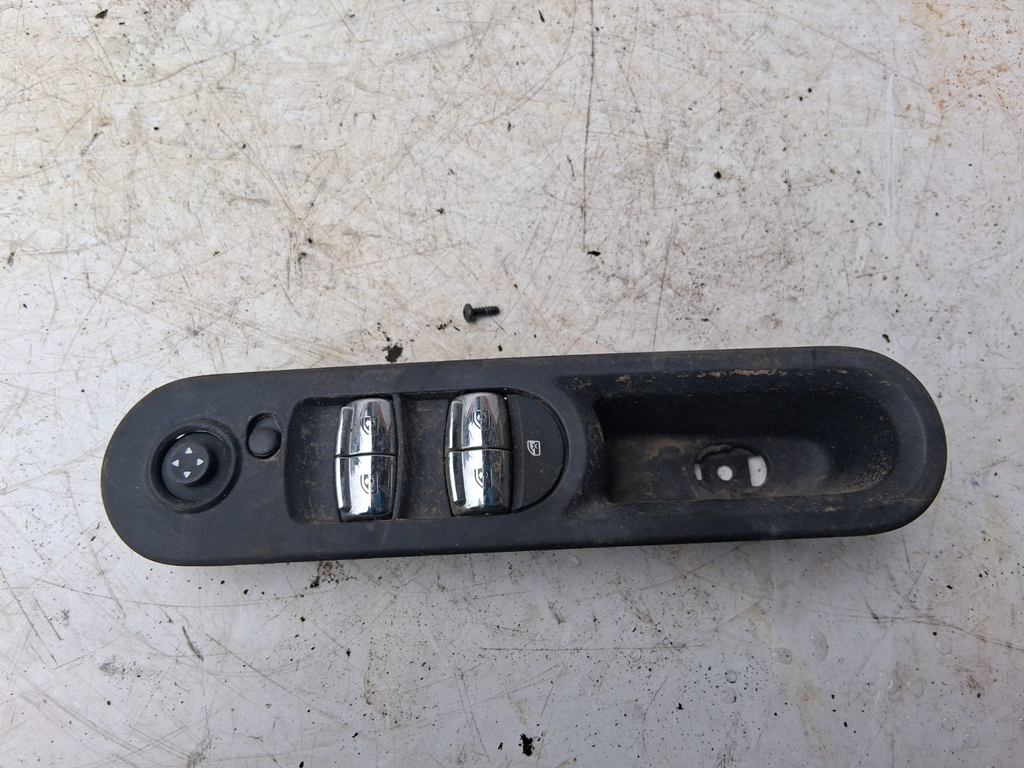 2021 BMW MINI COUNTRYMAN F60 OSF DRIVER SIDE FRONT RIGHT WINDOW SWITCH 9354859