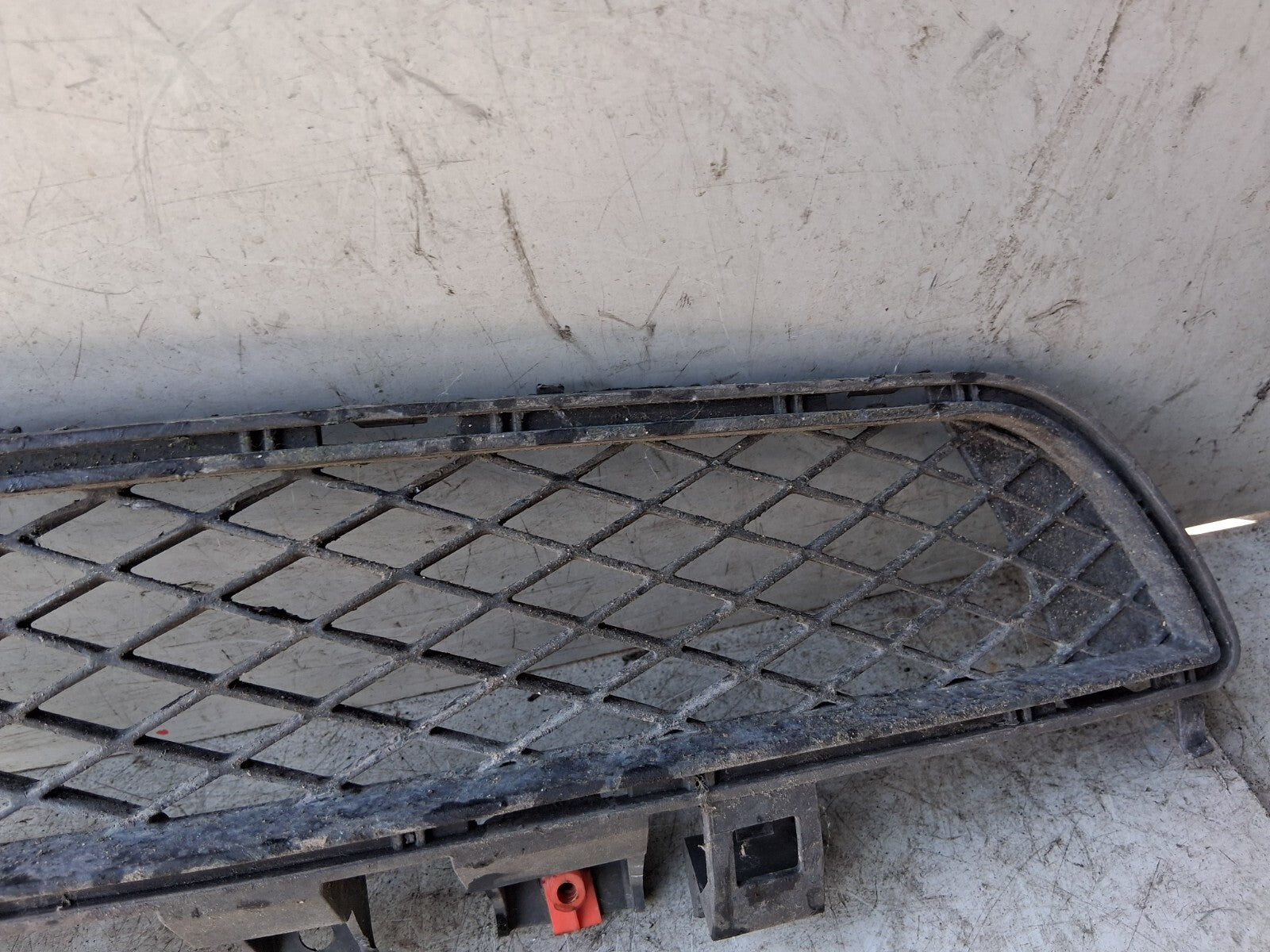2015 VAUXHALL INSIGNIA MK1 FRONT BUMPER LOWER GRILLE GRILL 23163384