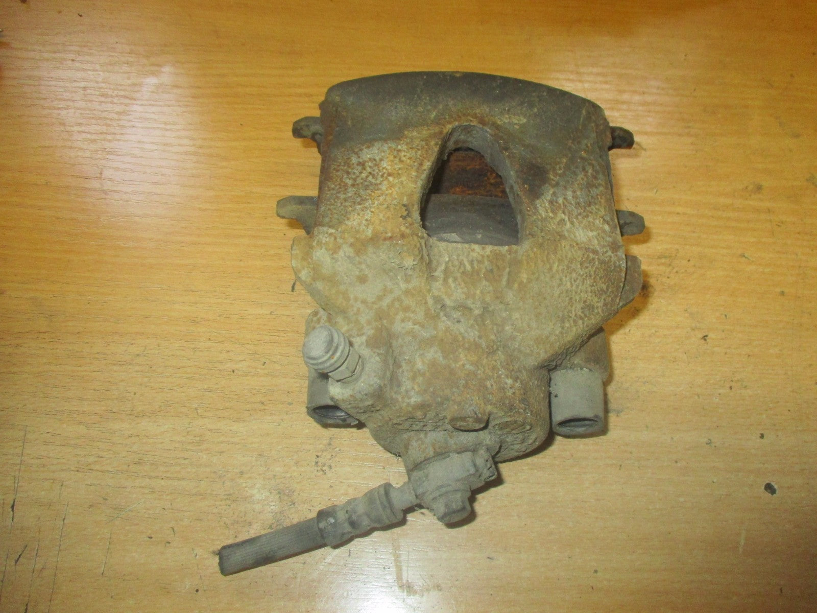 VW GOLF MK4 1.9 SDI OSR DRIVERS SIDE REAR BRAKE CALIPER GALFER4595